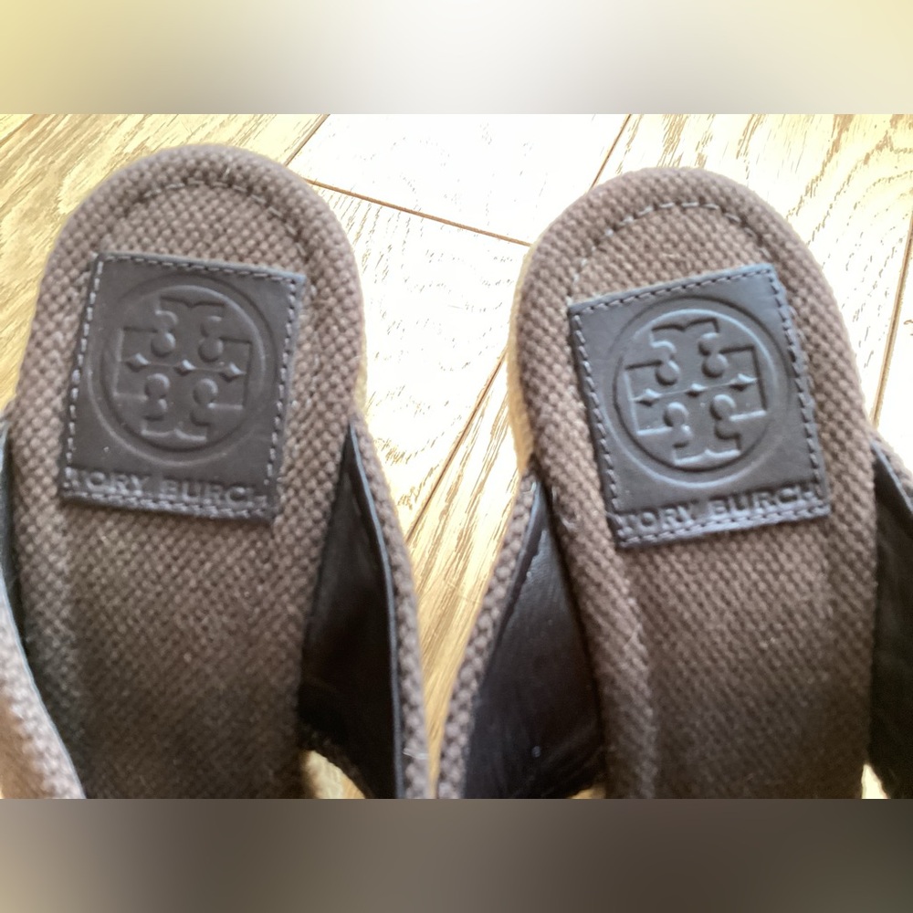 Tory Burch Brown Canvas Wedge Espadrille Sandals with Gold Logo - Picture 5 of 6